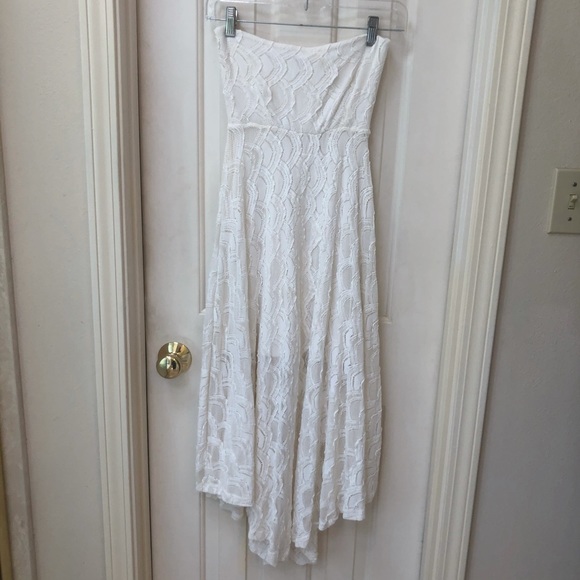 Nightcap Dresses & Skirts - Nightcap by Carisa Rene White Lace Dress, Size S